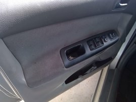 2005 TOYOTA CAMRY, SILVER, LE, 2.4L,  AT,  Z25021